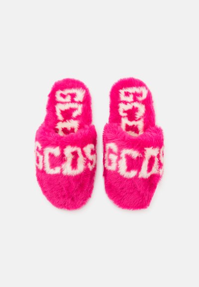 GCDS Chaussons - fucsia