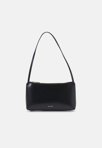 Selectat, black/flamma