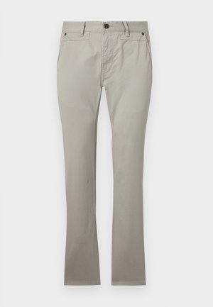 Chinos en gris claro hechos de una mezcla de algodón, con pierna recta, diseño clásico de cinco bolsillos, cierre delantero con botón y detalles de costura sutiles.