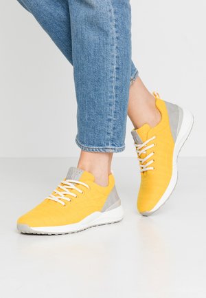 Marco Tozzi Trainers - sun