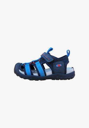 Sandalia azul marino y azul con puntera cerrada, correa ajustable, malla transpirable y suela resistente para actividades al aire libre.