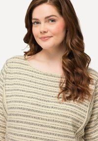 Ulla Popken Collegepaita