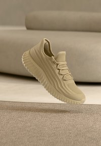 Non sélectionné, beige