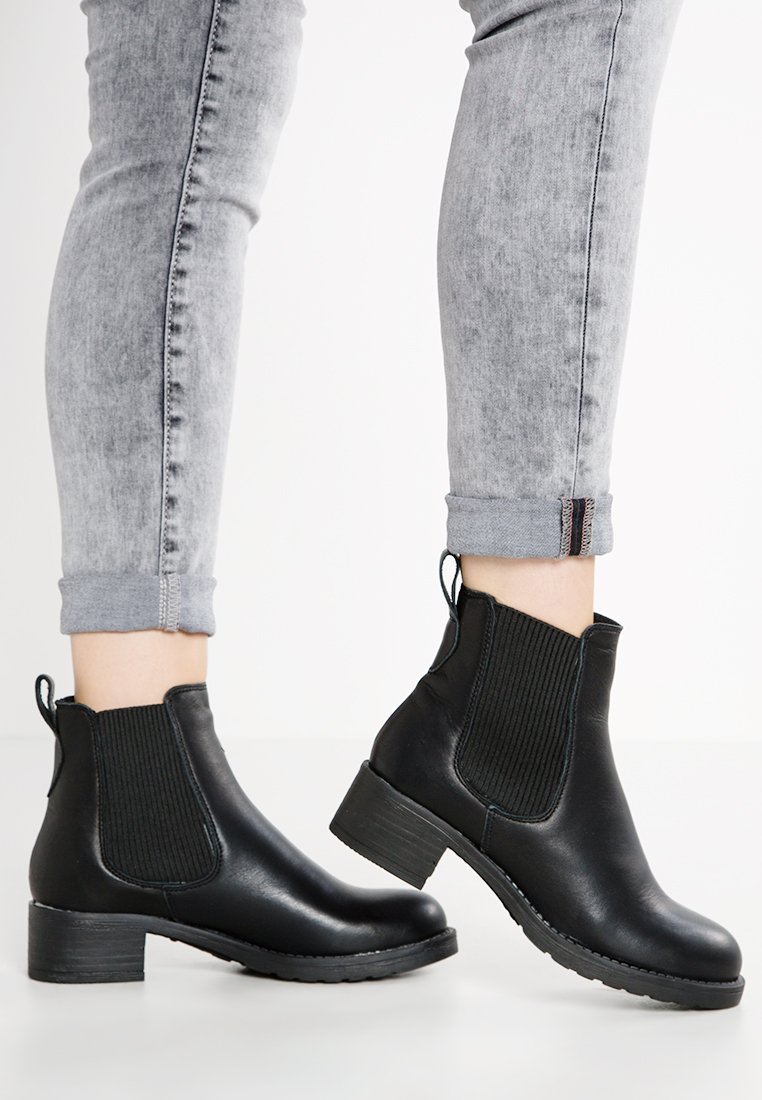 Pavement - CHRISTINA  - Bottines - black, Agrandir