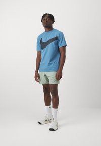 Nike Performance FLEX REP 4.0 - Spordišortsid - jade horizon/black