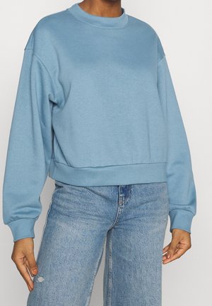 Sweater - blue