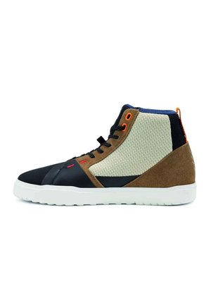 High-Top-Sneaker mit schwarzer Spitze, braun-beigen Mesh-Seiten, orangen Ösen, blauem Innenfutter und weißer Sohle.