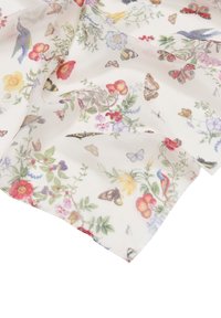 Tessuto con motivo floreale che presenta uccelli colorati, farfalle e fiori su uno sfondo bianco. Texture leggera e liscia con un design fluido.