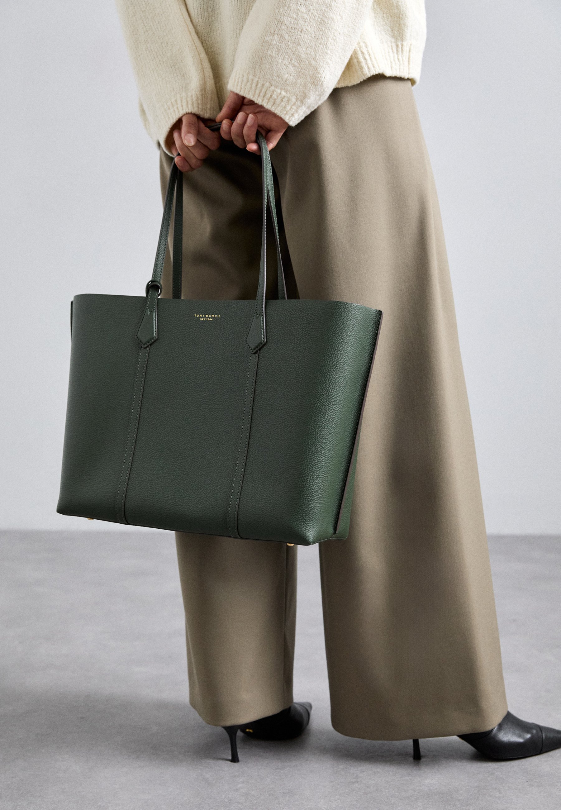Tory Burch PERRY TRIPLE COMPARTMENT TOTE - Tote bag - basil/gold 