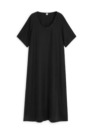 Robe midi noire à manches courtes, coupe ample, avec un décolleté arrondi, présentée à plat sur fond blanc.