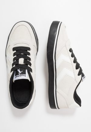 Loafers - off-white