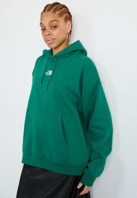 The North Face ESSENTIAL OVERSIZED HOODIE - Mikina - evergreen