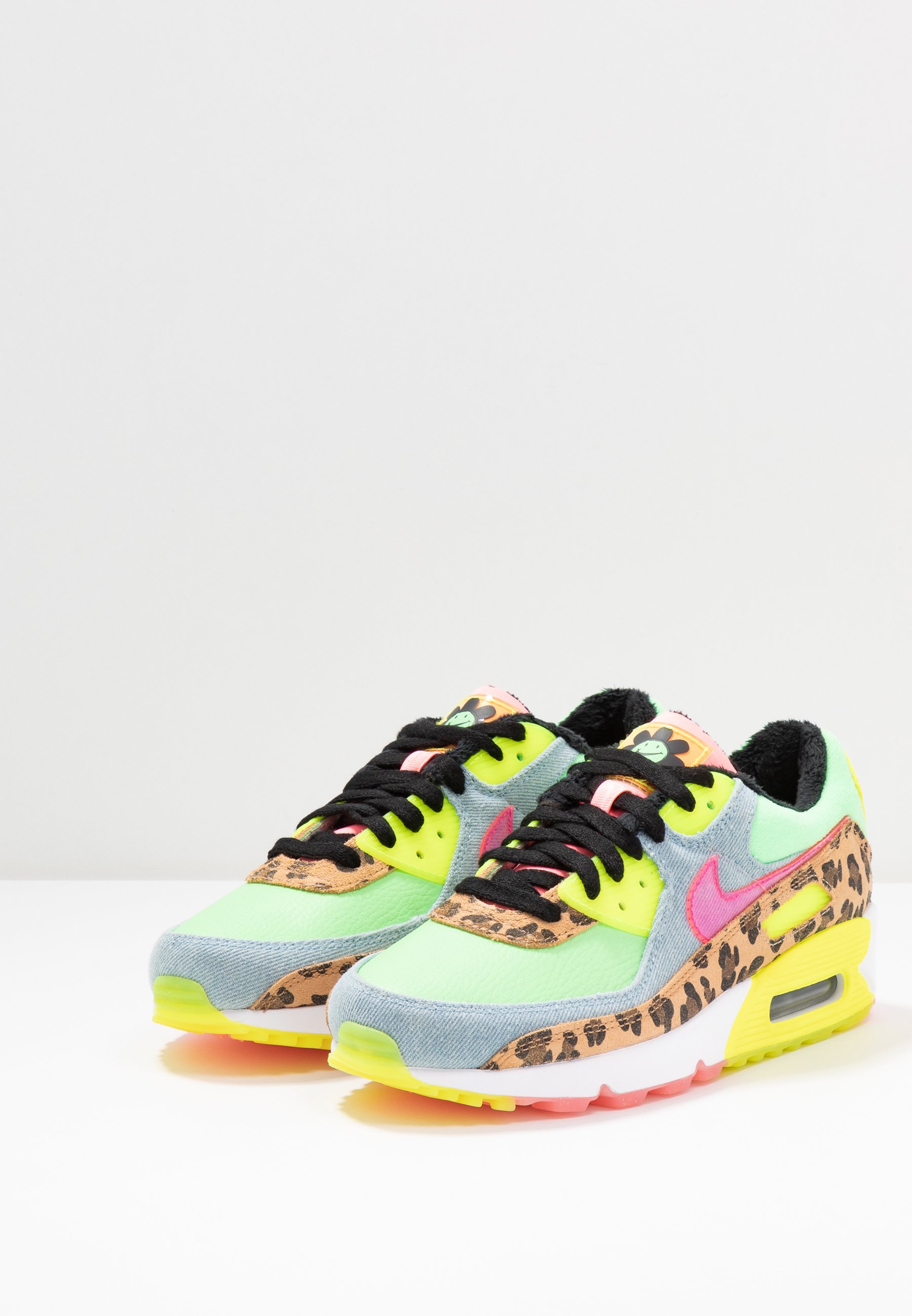 Nike Sportswear Air Max 90 Sneakers White Illusion Green Laser Fuchsia Black Flerfargad Zalando Se