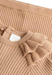 Next SET - REGULAR FIT - Striktrøje - mink brown