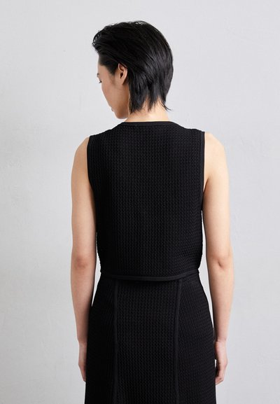 sandro POINT FANTAISIE POCHES - Vest - noir