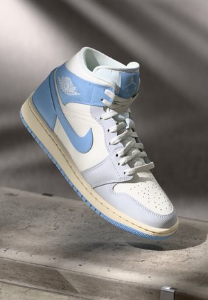 AIR JORDAN 1 MID - Visoke tenisice - psychic blue/neutral grey/sail/coconut milk