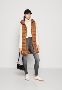 JDY JDYZULU LONG HOOD NEW - Strukirani kaput - toasted coconut