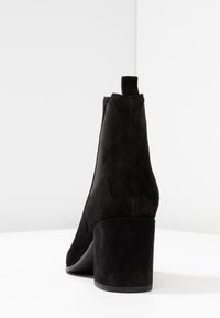 Kennel + Schmenger Botines bajos - black
