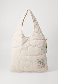 COACHTOPIA LOOP QUILTED CLOUD FLAT TOTE - Shopping bags - off-white