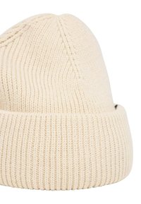 Strikket beanie i lys beige med ribbet tekstur, udstyret med en foldet kant og en sømløs krone. Blødt materiale giver fleksibilitet og komfort.