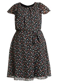Czarna sukienka w kwiaty o luźnym kroju, z krótkim rękawem, zbieranym dekoltem i paskiem do zawiązania. Ma na materiale małe niebieskie i czerwone wzory kwiatowe.