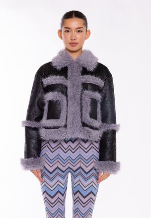 CROPPED SHEARLING TRIM - Veste en similicuir - black steel grey