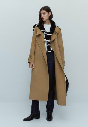 Trenchcoat - brown