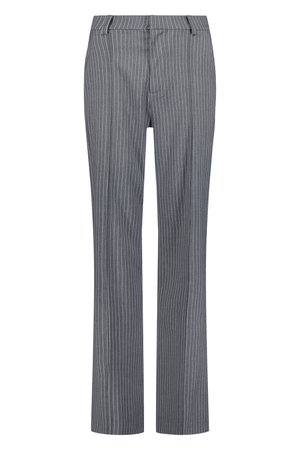 Pantalons gris à fines rayures avec une coupe droite, le tissu présente une texture subtile, et une taille avec passants de ceinture et poches avant.