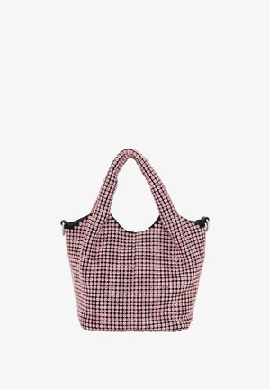 Lyserød og sort håndtaske lavet af struktureret stof, med en gitter af rhinsten, dobbelte håndtag og et rummeligt indre.