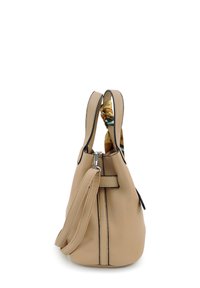 Beige leren handtas met een gestructureerde afwerking, een strakke vorm en contrasterende zwarte bies. Voorzien van korte handvatten en een afneembare schouderband.