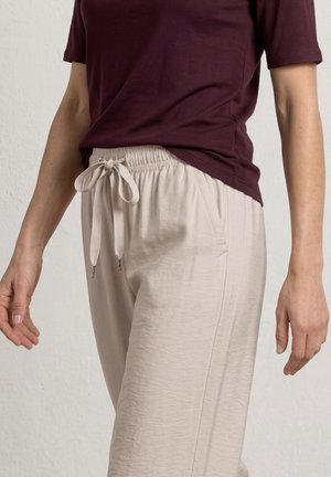 Street One, HIGH WAIST WIDE LEG HOSE IM LOOSE FIT - Pantalones - clay sand