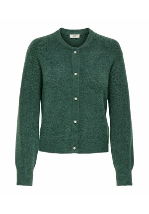 Cárdigan verde de punto con cuello, que presenta un cierre frontal con botones y botones similares a perlas. Textura suave con detalles acanalados en los puños.