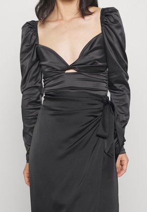 Gina Tricot Petite Bluse - black