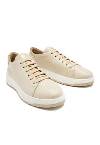 RYŁKO Sneakersy niskie