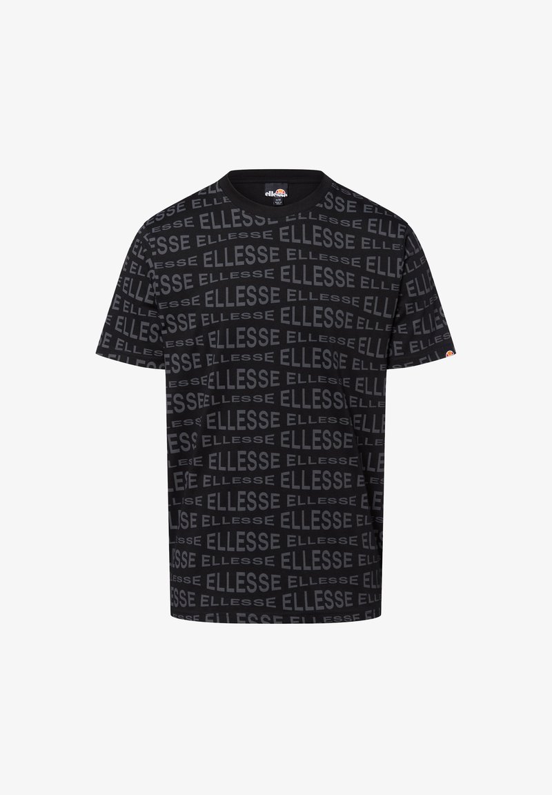 Zwart t-shirt met korte mouwen, voorzien van een herhaald grijs "ELLESSE" logo-patroon. De stof lijkt glad en heeft een klassiek crew neck ontwerp.