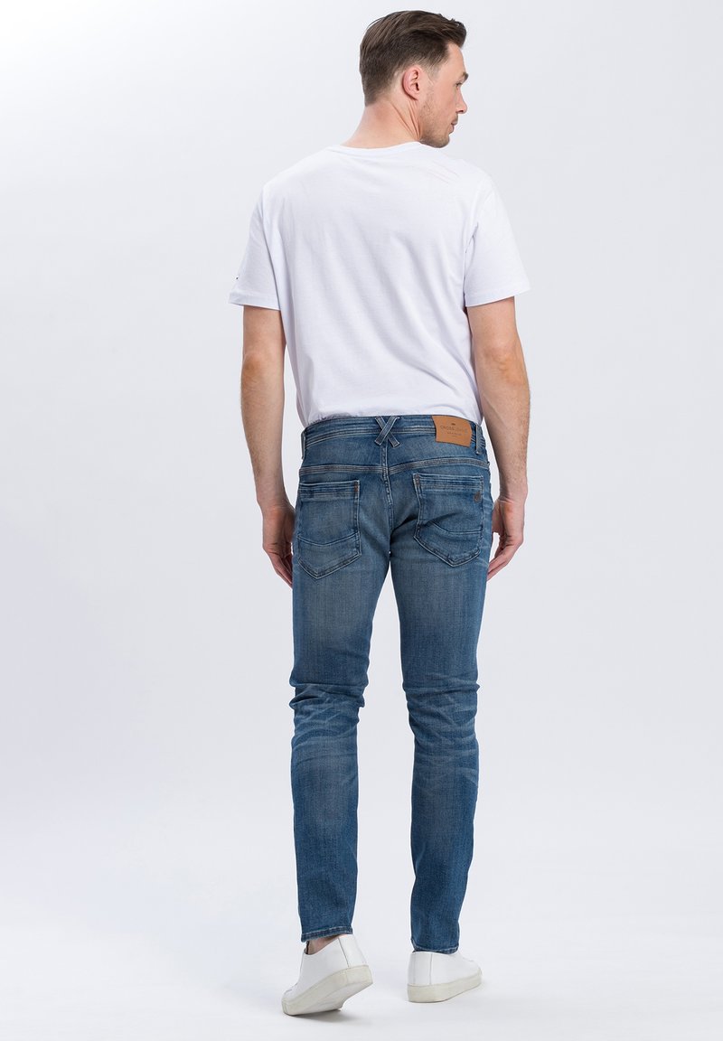 Herren Skinny Fit | Cross Jeans JIMI Jeans Slim Fit blue/used denim - XR32860 Herren Skinny Fit | Cross Jeans JIMI Jeans Slim Fit blue/used denim - XR32860