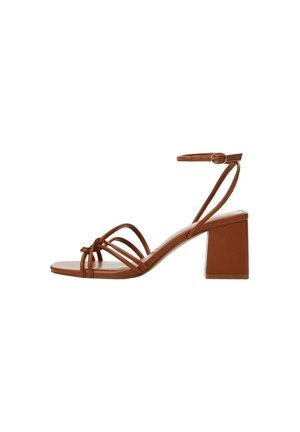 Sandals - brown