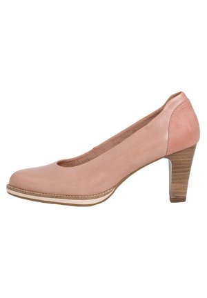 Chaussure à talon haut en cuir rose avec un bout rond et un détail découpé. Caractérisée par un talon en bloc en bois et une semelle beige avec des coutures décoratives.