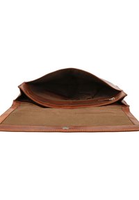 Braune Leder-Laptoptasche mit weichem Innenfutter, Reißverschluss, Außentasche, glatter Textur und minimalistischem Design.