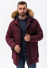 Non selezionato, burgundy