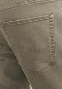 Jack & Jones COMFORT MIKE ORIGINAL AM - Vaqueros rectos - beige