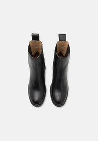 BOSS CAMY - Gležnjače s visokom petom - black