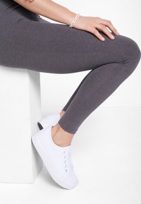 bonprix STRETCH 2ER PACK  BEQUEME UND ELASTISCHEM BUND - Leggings - grau
