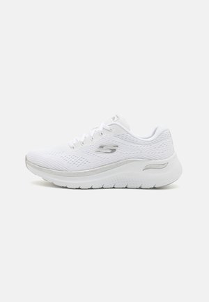 ARCH FIT 2 0 - Trainers - white/silver
