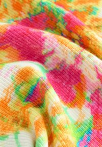 Next Top - tie dye