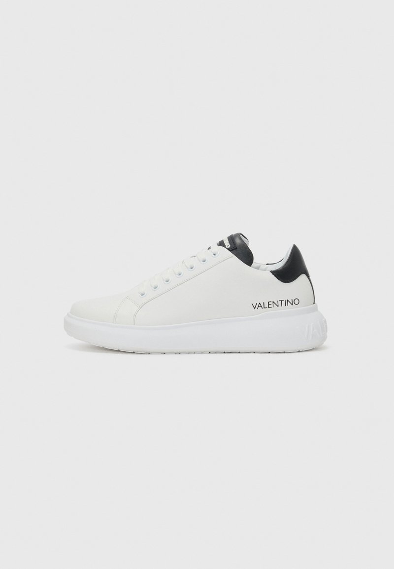 Valentino JUMP - Joggesko - white/black