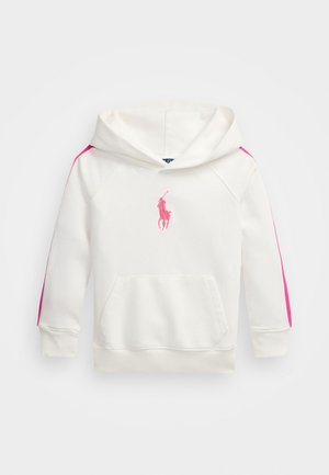 Hvid hættetrøje med lyserøde striber på ærmerne og en lyserød broderet polo-spiller logo på brystet, frontlomme og ribkanter.