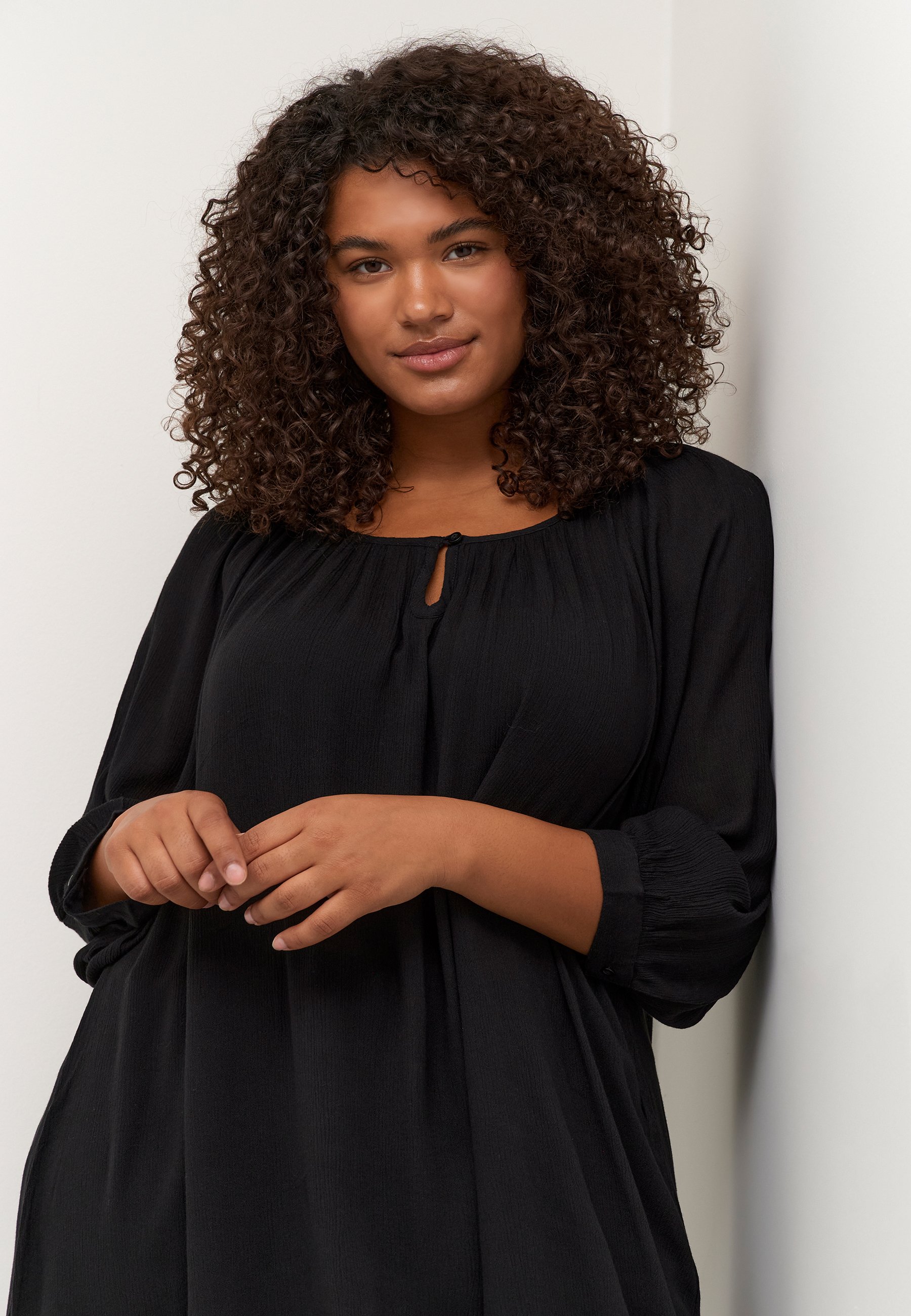 Kaffe Curve Kcherana Ami Tunic Shirt, Arancione-Black/Chalk Leo, 54 IT/L Donna