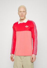 adidas Originals ADICOLOR 70S - Hosszú ujjú felső - better scarlet