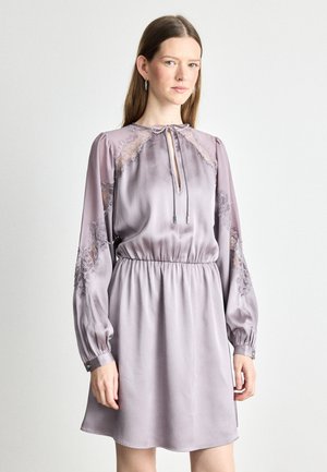 DLASSYS - Robe de soirée - light pastel purple